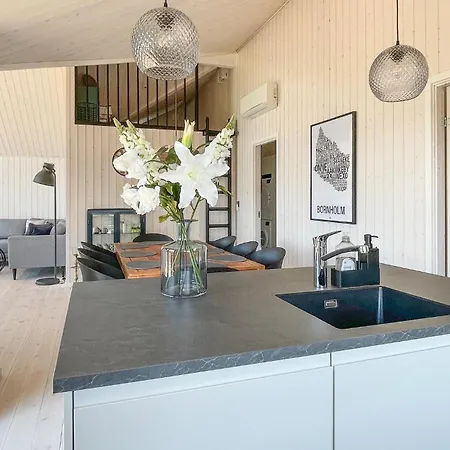 Prázdninový dům 3 Bedroom Cozy In Aakirkeby Åkirkeby